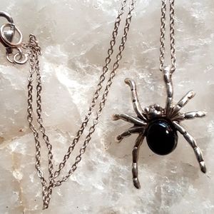Sterling Silver Onix Spider Pendant 18 inch chain.